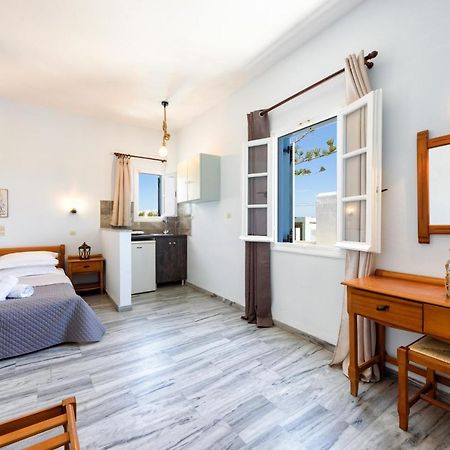 Astoria Apartments Páros Dış mekan fotoğraf