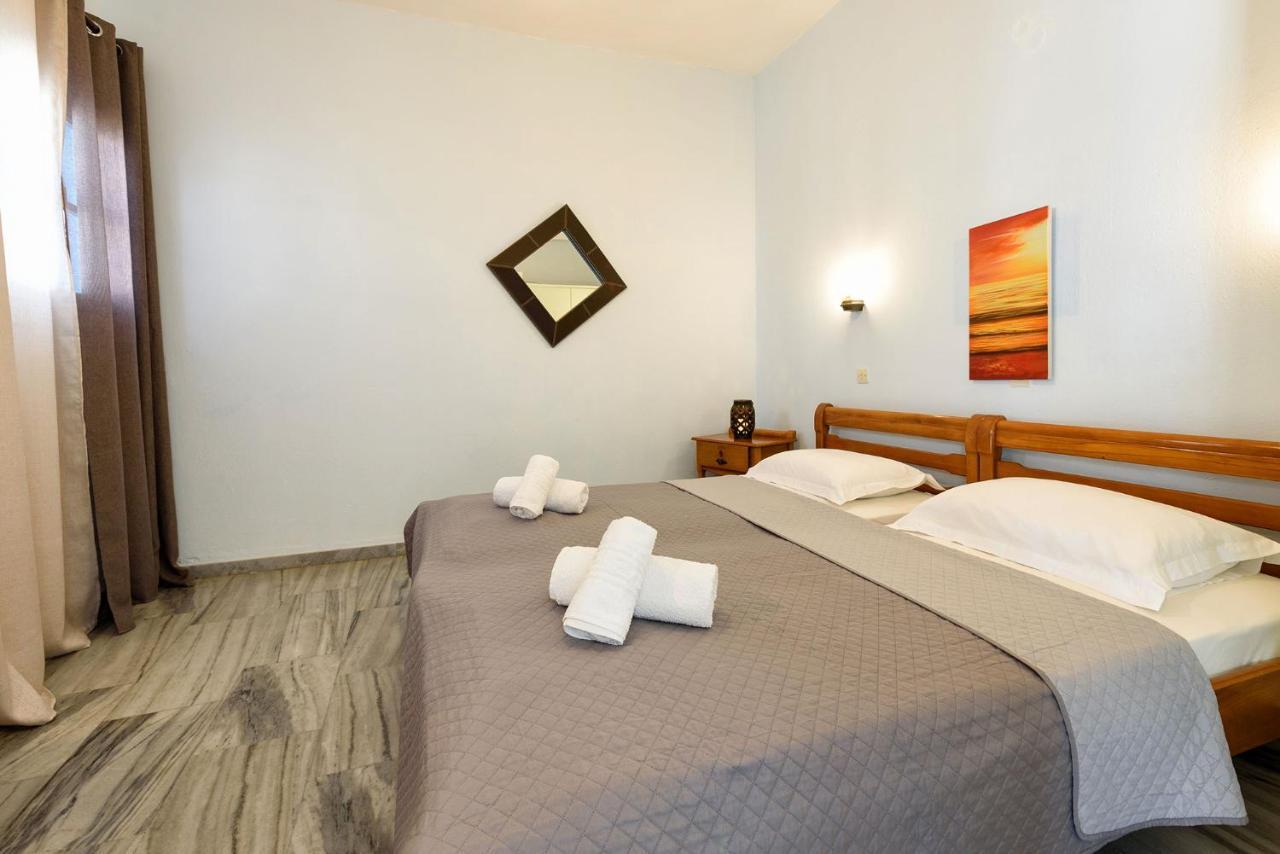 Astoria Apartments Páros Dış mekan fotoğraf
