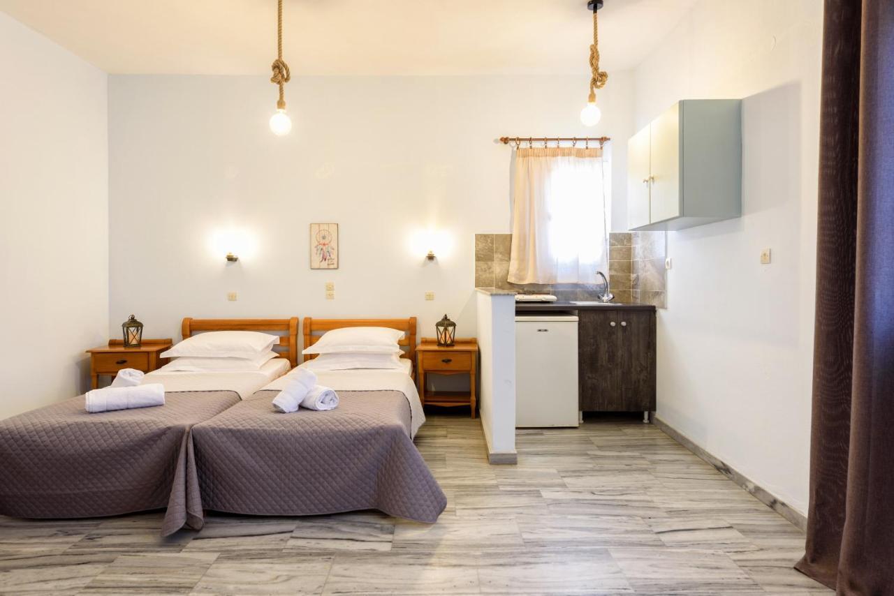 Astoria Apartments Páros Dış mekan fotoğraf