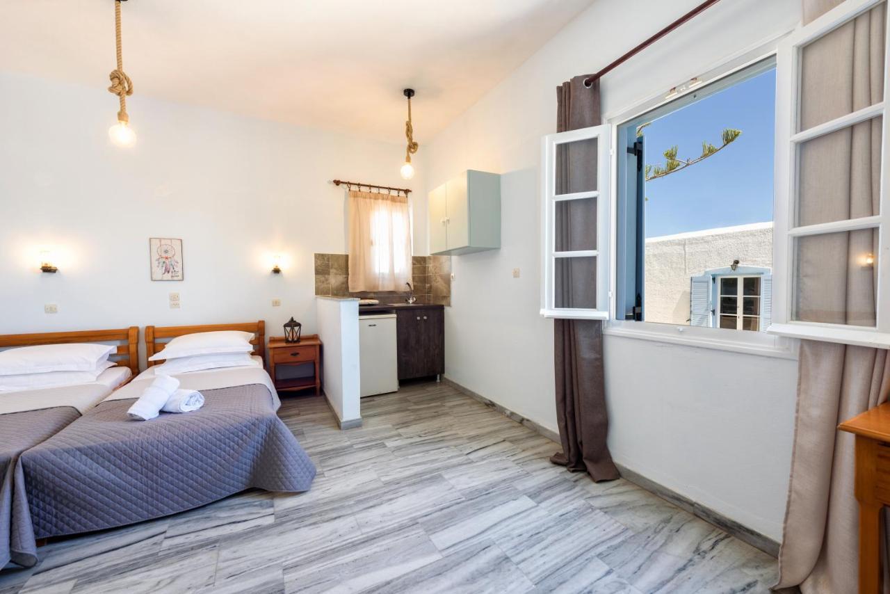 Astoria Apartments Páros Dış mekan fotoğraf